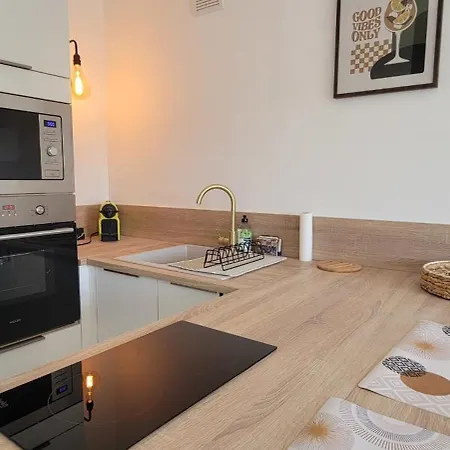 Apartment With Balcony Near *